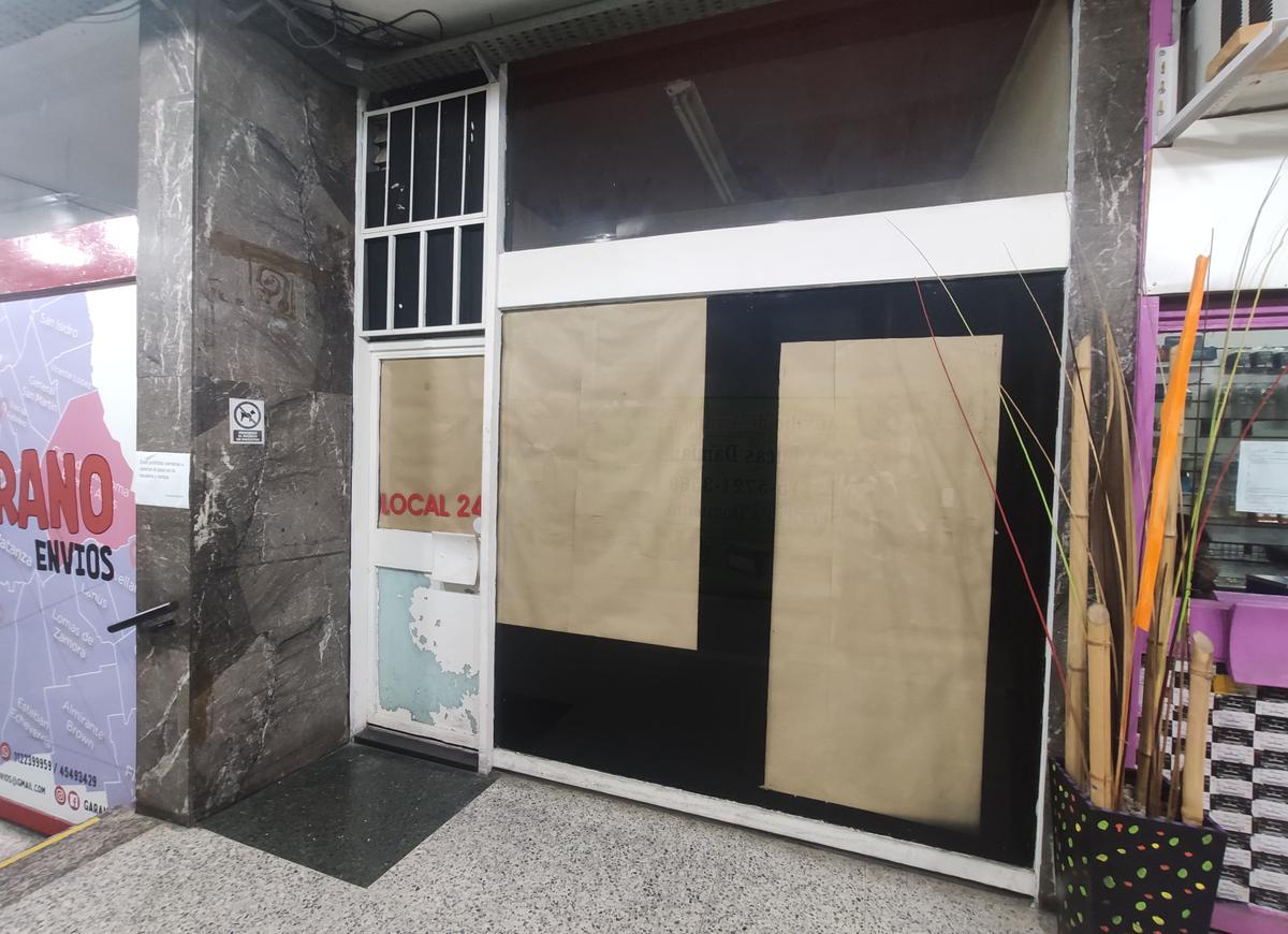 LOCAL 24 Y – GALERIA LE BOULEVARD – 8 m2